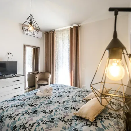 Bellavista Bed & Breakfast *